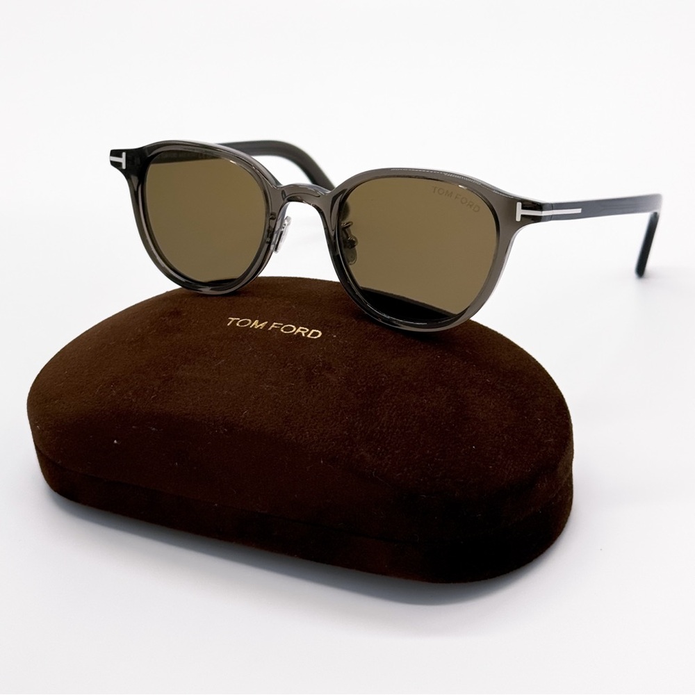 NEW TOM FORD TF977-D 20J MEN SUNGLASSES FT0977-D/S GREY EYEWEAR